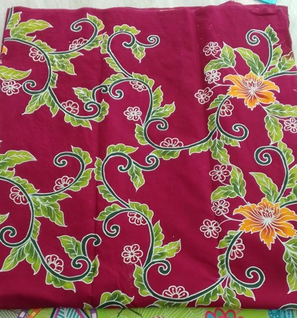batik ungu kemerahan eva