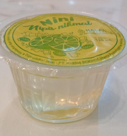 NINI NIPIS GELAS